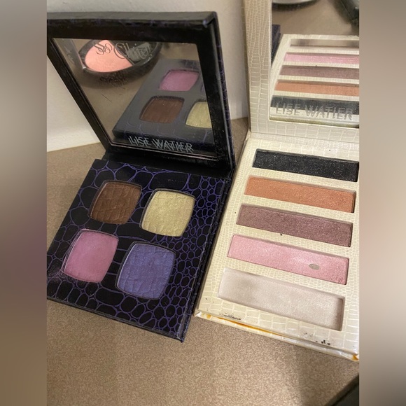 Bundle of eyeshadow palettes and blushes - Picture 5 of 5